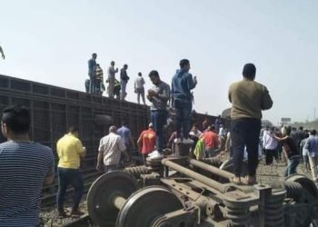 الرئيس السيسي يوجه بتشكيل لجنة للوقوف على أسباب حادث القطار