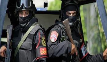 ضبط شحنة من الآيس المخدر بقيمة 2.5 مليون جنيه بالعاشر