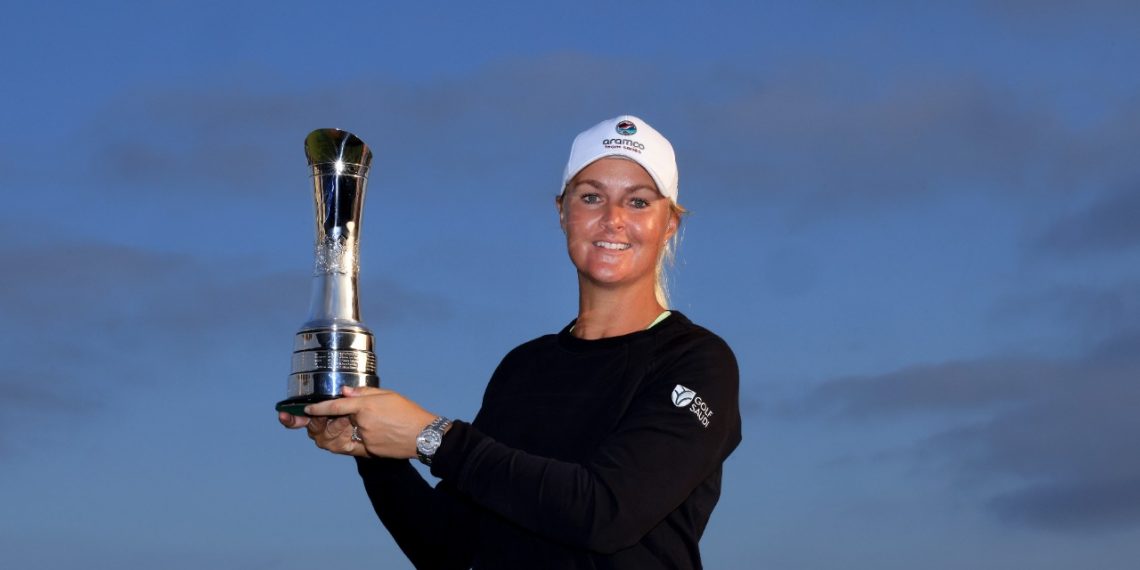 سفيرة جولف السعودية تخطف لقب بطولة إي آي جي المفتوحة للسيدات