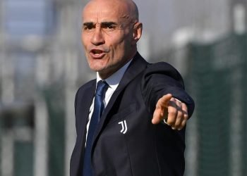 “باولو مونتيرو يتولى مقاليد التدريب في يوفنتوس بعد إقالة سيميليانو: تعيين جديد لقيادة الفريق”