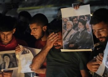 “بوليتيكو”: قلق أمريكي من اتهام طهران لواشنطن وتل أبيب بتدبير حادث رئيسي – شرارة لحرب عالمية ثالثة