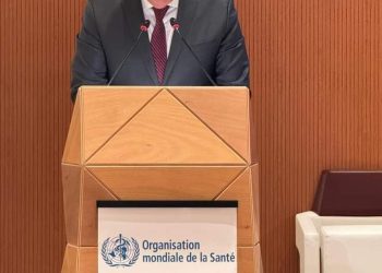 وزير الصحة يستعرض نتائج التعاون بين مصر ومنظمة الصحة