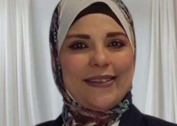 “من القمامة إلى المعرفة” حلول ذكية من داخل الصندوق