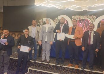 ،القادة،والمجتمع