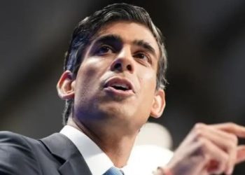 هل يستسلم المحافظون لمصيرهم في الانتخابات البريطانية بالاستمرار تحت قيادة سوناك؟