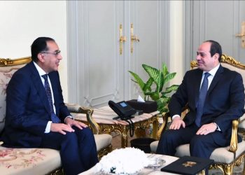 السيسي يكلف مدبولي بتشكيل حكومة جديدة