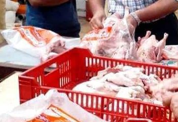 بيطري الشرقية يضبط طن و 204 كجم لحوم و 97 كجم طيور و100 كجم أسماك فاسدة