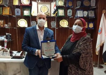 نقابة التمريض تكرم وكيل وزارة الصحة بالشرقية لمجهوداته المتميزة في تطوير المنظومة الصحية