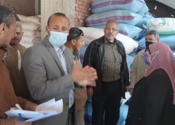 تموين ههيا يضبط 2 طن أعلاف مجهولة المصدر