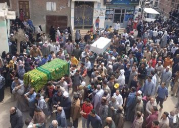 أهالي الشرقية يشيعون جثامين الشقيقتين ضحايا حريق منزلهن بقرية شرشيمة