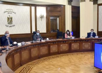 رئيس الوزراء يتابع إجراءات تنفيذ تكليفات الرئيس بشأن مبادرة التمويل العقاري