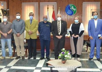 تركيب شبكة حنفيات حريق في المناطق العشوائية والريفية بالشرقية