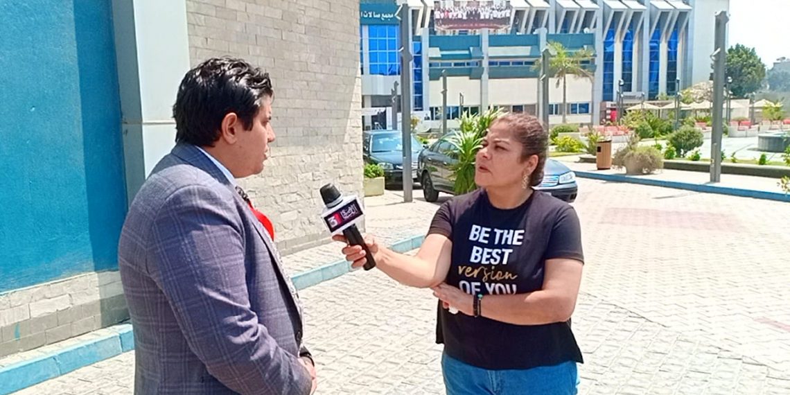 حاضر يبنى ومستقبل ينطلق الى عنان السماء وكالعادة القادة حاضرة بسفير فوق العادة