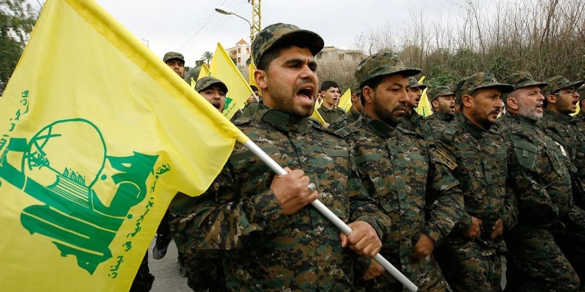 “حزب الله يستهدف موقعًا إسرائيليًا بصاروخين ثقيلين في خطوة متزامنة مع كلمة نصر الله”