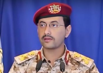 “الحوثيون اليمنيون يعلنون استهداف 3 سفن ومدمرتين في المحيط الهندي والبحر الأحمر”