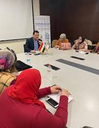 النظم السياسية اولى فعاليات اليوم الثانى برنامج القائد الافروعربى بمعرض القاهرة الدولى للكتاب