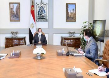 الرئيس السيسي يطمئن على إجراءات استئناف الفصل الدراسي الجامعي الثاني